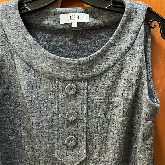 100 % wool Tibi sleeveless jumper/dress. Gray w/black flecks size 4. Grt details - Picture 2 of 4